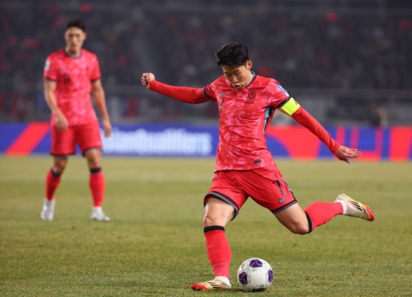 孙兴慜谈国度队出场记录：为国斥地从不是理所诚然，而是庞杂荣誉