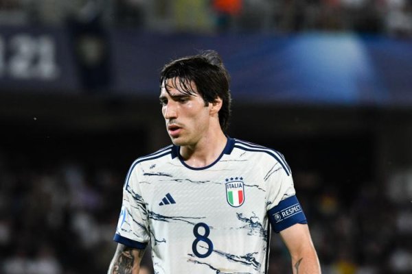 托纳利：训诲普及了球队斗志，咱们在场上必须像11个加图索那样