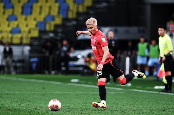 咋回事？买提江社媒：星辉牙东谈主欠薪问题，不会影响我管事的派头