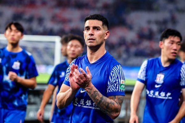 申花8月于今共踢6场中超、攻入10个进球 其中外助仅靠点球打进1球