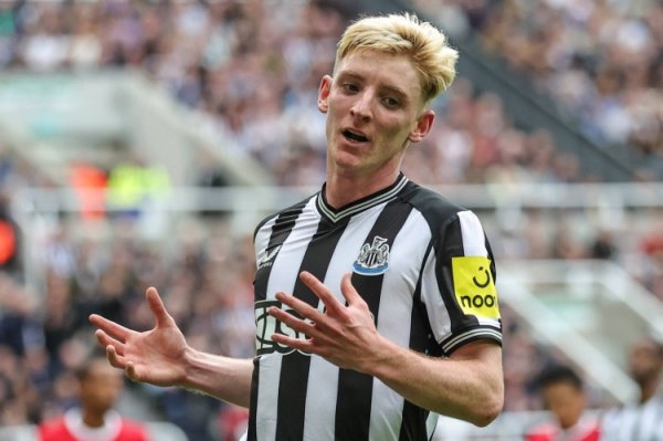 考迪：已经对戈登离开埃弗顿的状貌感到失望，但他当今如实很出色