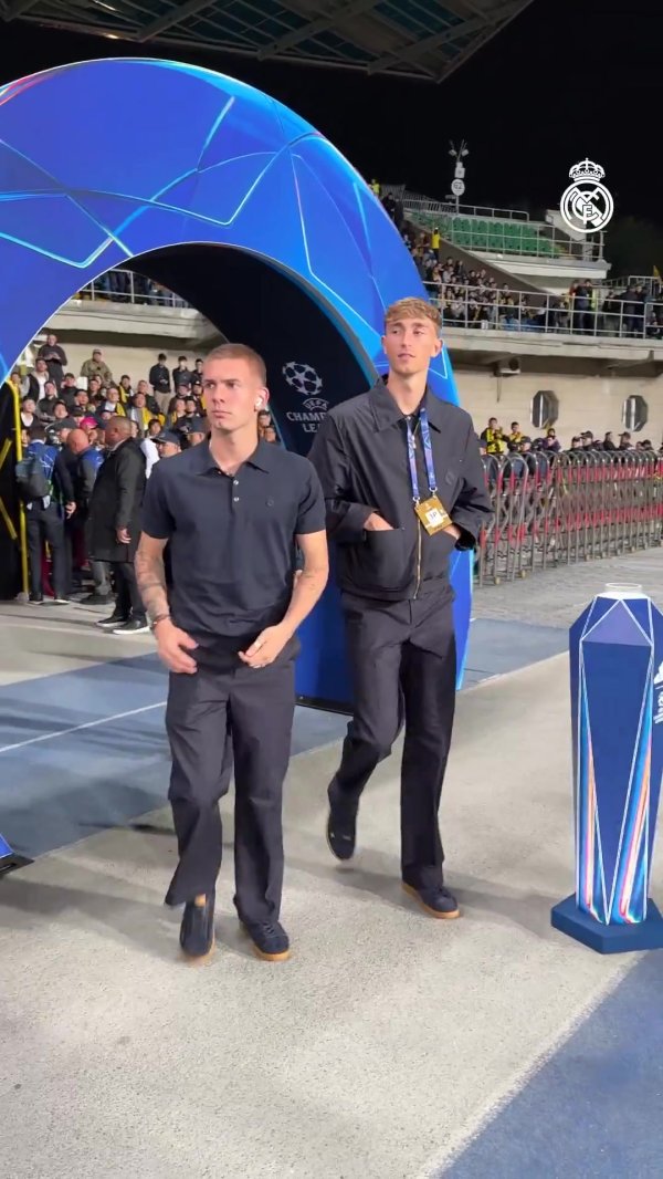 皇马官方晒球员赛前踩场视频，贝林厄姆、赫伊森等东谈主出镜