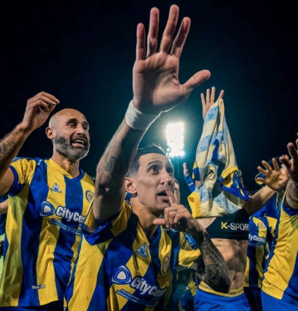 老兵不死! 37岁迪马利亚径直角球斩首: 数万东说念主欢悦 归国后7场4球