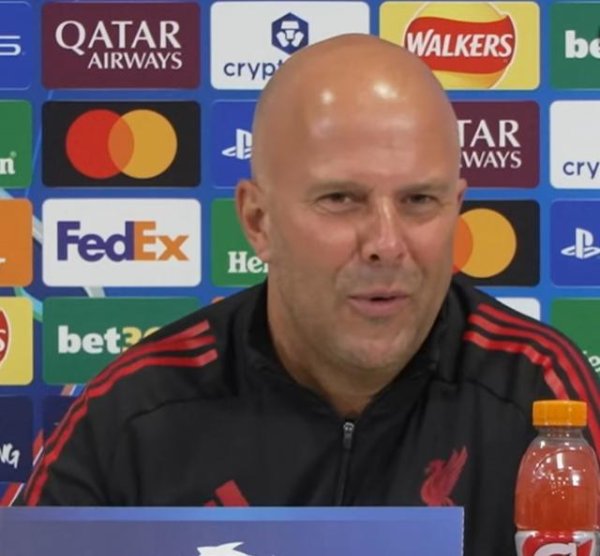 斯洛特：东说念主们总驳倒4.5亿镑支拨、4.5亿！却忘了咱们卖东说念主回收3亿