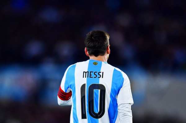 斯卡洛尼：梅西惟有站在场上，就能产生影响力！