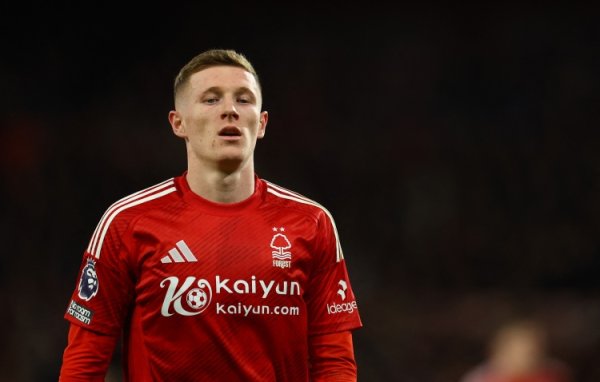 埃利奥特-安德森世初赛23次抢回球权，英格兰球员里名按次一