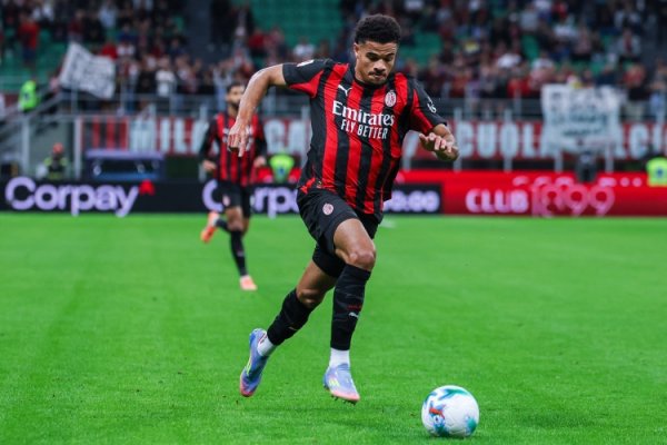 补时绝平比萨，20岁阿特卡梅打进加盟米兰处子球