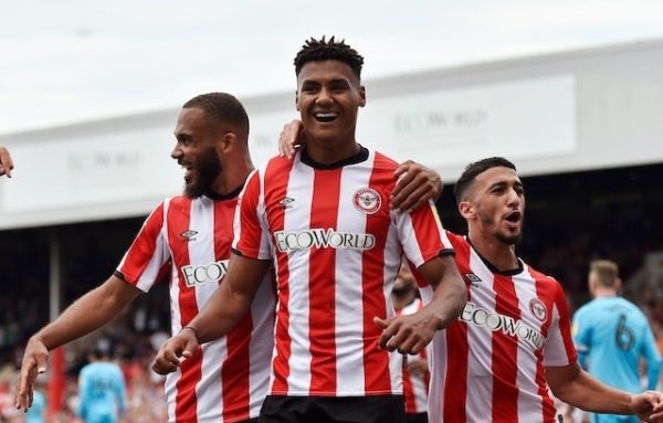 大杀四方！5年前小蜜蜂的良马三叉戟：姆伯莫+沃特金斯+本拉赫马