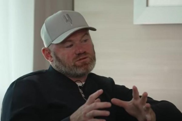 鲁尼：在面前的曼联更衣室，我和基恩齐会被罢职、会被指控霸凌