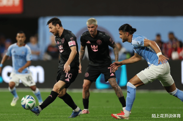 手术刀直塞+梅开二度, 梅西独自领跑弓手榜, 迈阿密国外4-0纽约城