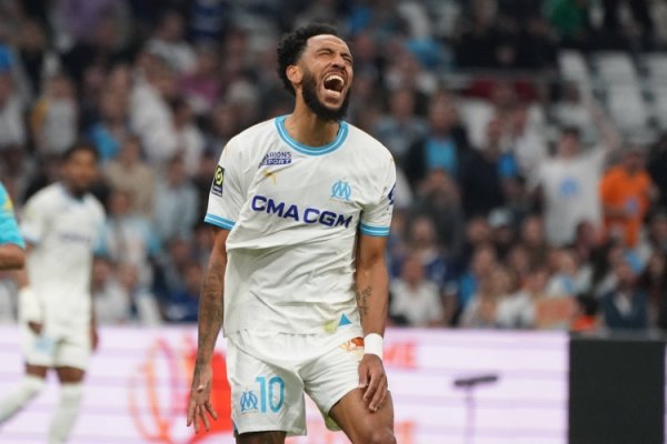 梅开二度！奥巴梅扬做事生存欧战打进59球，追平亨利