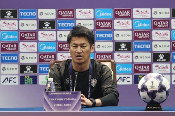 神户得胜船长帅：申花个东谈主材干出众 咱们来到这里等于为了赢球