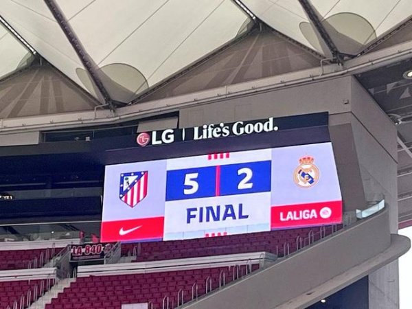 自7年前1-5不敌巴萨以来，皇马初次在西甲单场丢5球